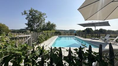 Fermette - 330 m² - 9 pièces