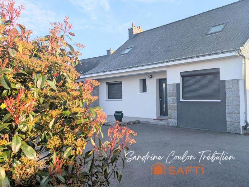 Maison - 199 m² - 7 pièces