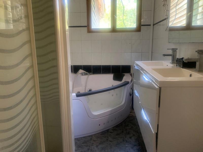 Maison - 192 m² - 8 pièces