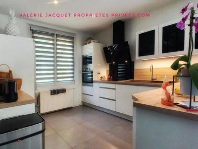 Maison - 105 m² - 4 pièces