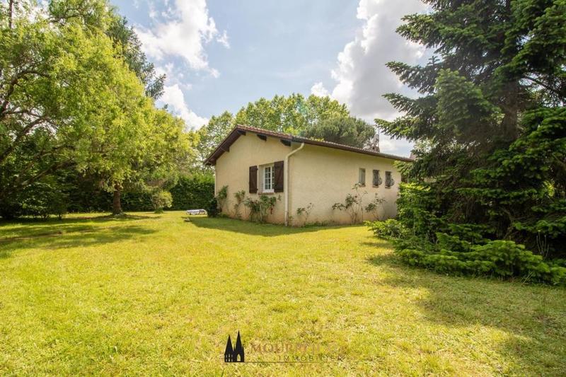 Maison - 94 m² - 5 pièces