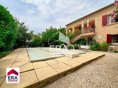 Maison - 165 m² - 5 pièces