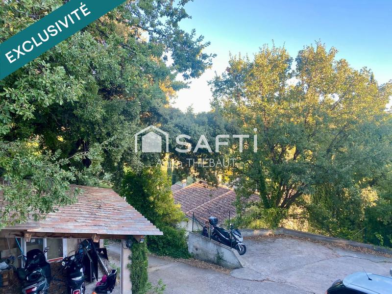 Maison - 177 m² - 7 pièces