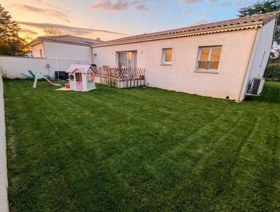 Maison - 98 m² - 4 pièces