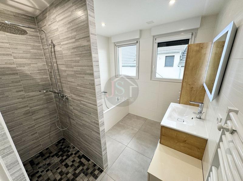 Maison - 130 m² - 4 pièces