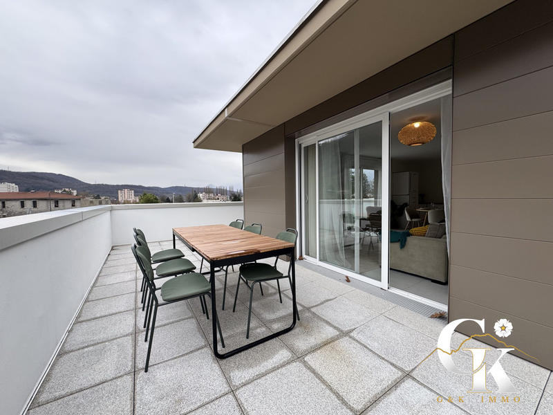 Appartement - 106 m² - 5 pièces