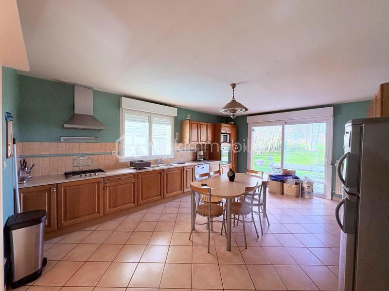 Maison - 140 m² - 6 pièces