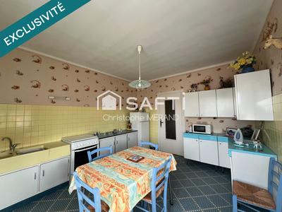 Maison - 95 m² - 6 pièces