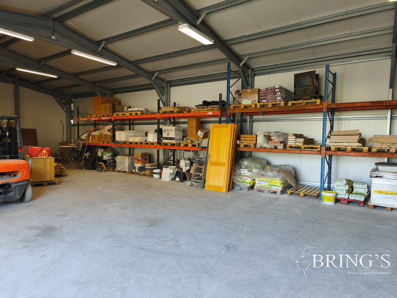 Local d'activités - 434 m²