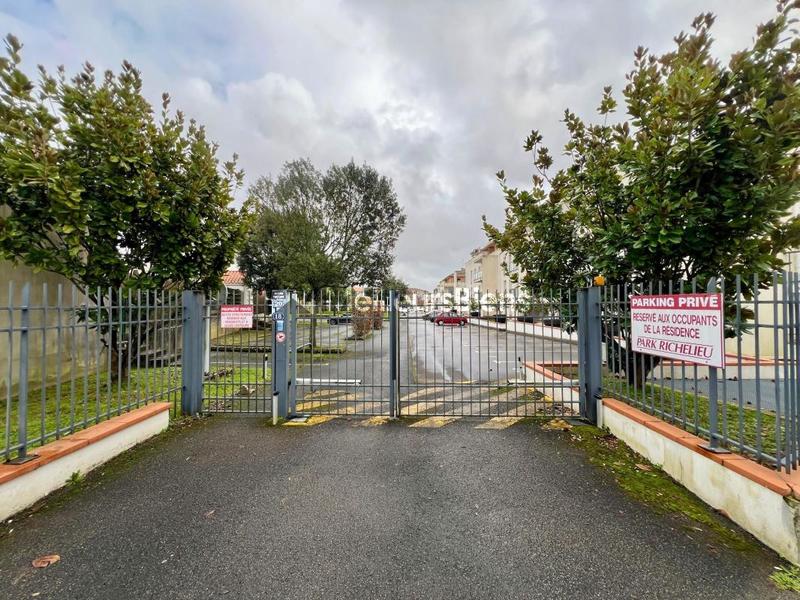 Studio - 19 m² - 1 pièce