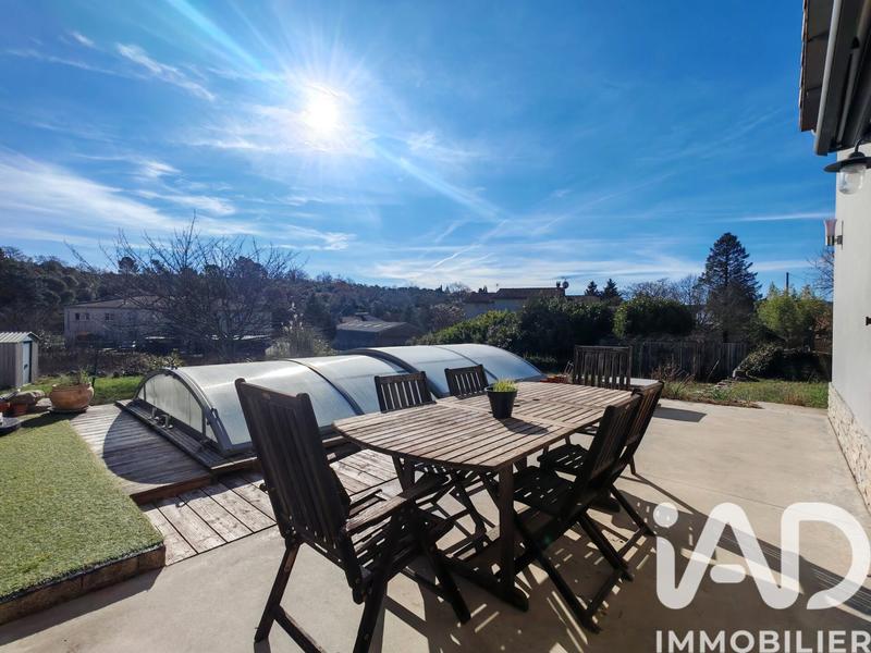 Maison - 107 m² - 5 pièces