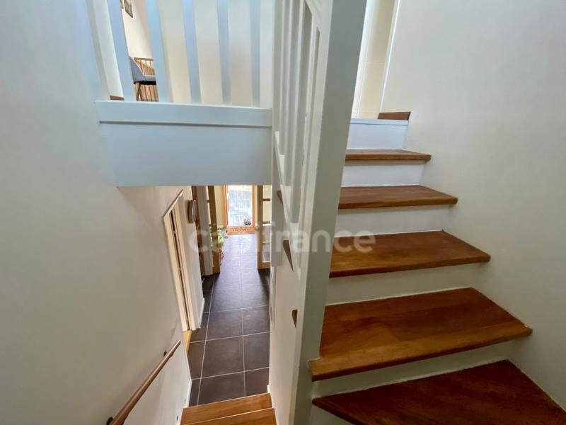 Maison - 157 m² - 6 pièces