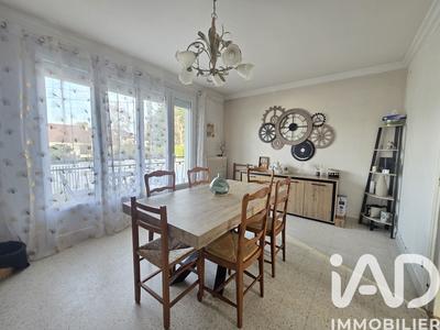 Maison - 139 m² - 7 pièces