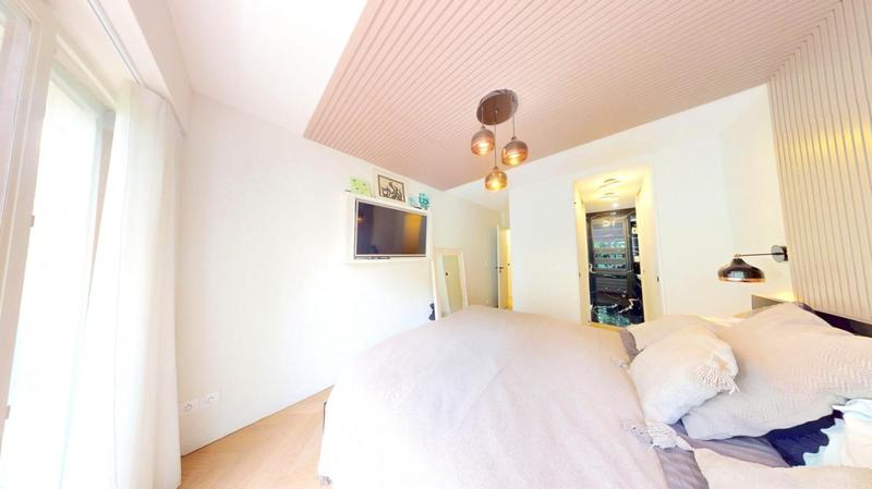 Appartement - 90 m² - 4 pièces