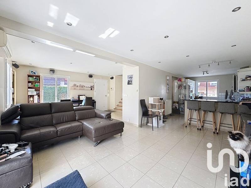 Maison - 105 m² - 4 pièces