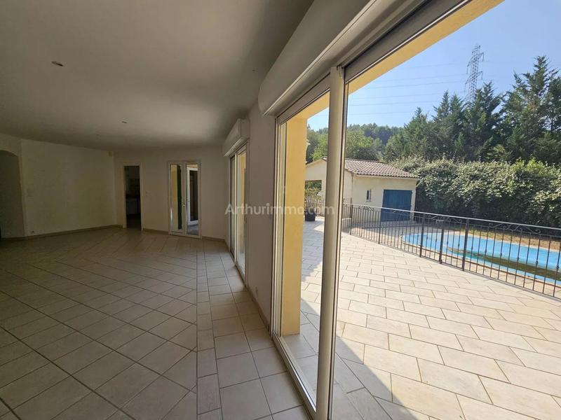 Maison - 145 m² - 5 pièces