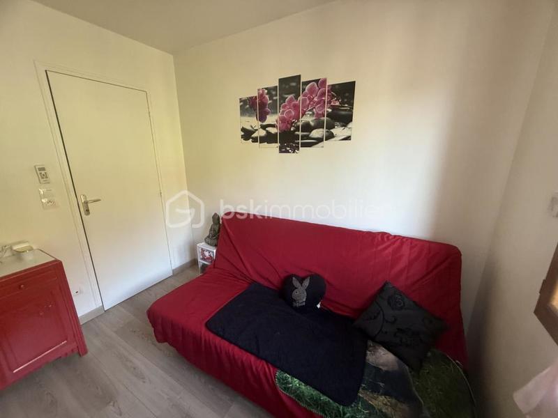 Pavillon - 90 m² - 6 pièces