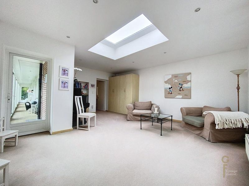 Maison - 199 m² - 6 pièces