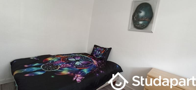 Chambre - 9 m² - 1 pièce