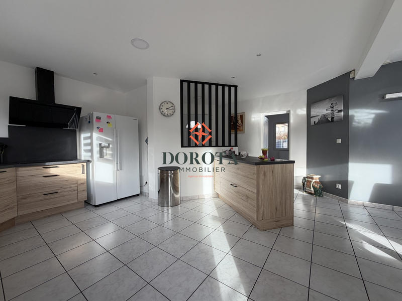 Maison - 164 m² - 5 pièces