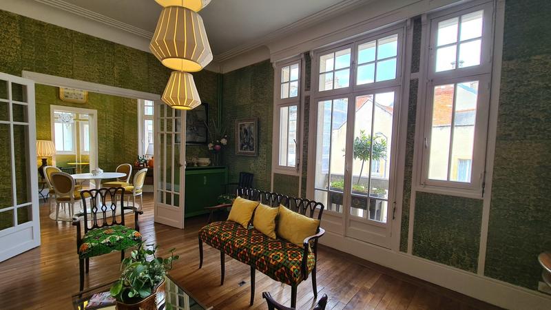 Appartement - 143 m² - 6 pièces