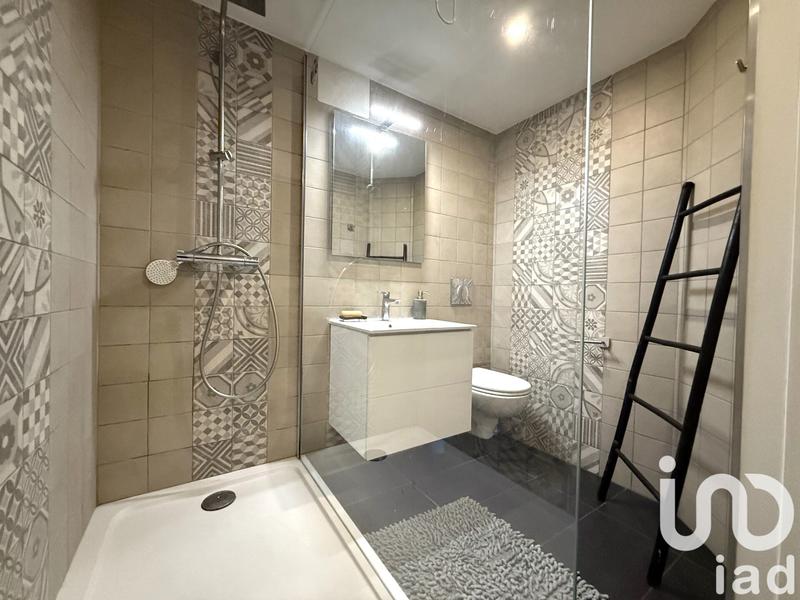 Maison - 355 m² - 10 pièces