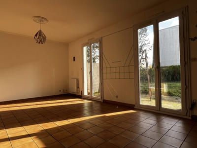 Maison - 74 m² - 5 pièces