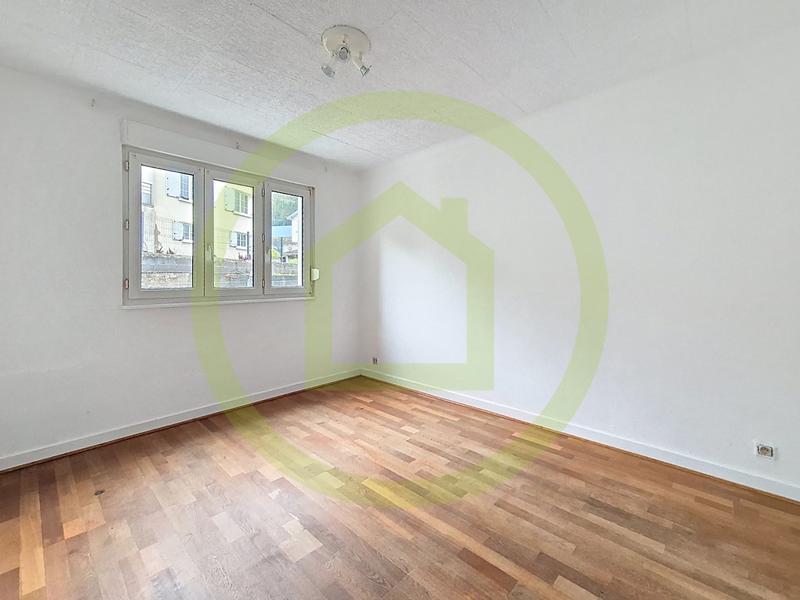 Maison - 111 m² - 7 pièces