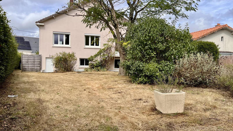 Maison ancienne - 143 m² - 7 pièces