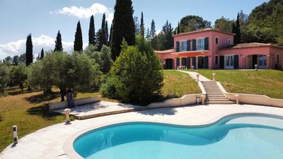 Propriété - 170 m² - 5 pièces