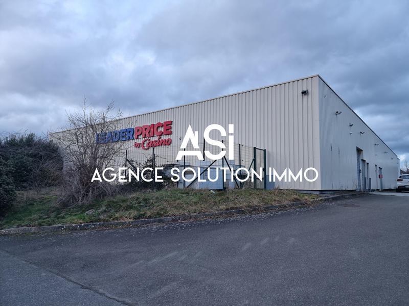 Local commercial - 1 104 m²