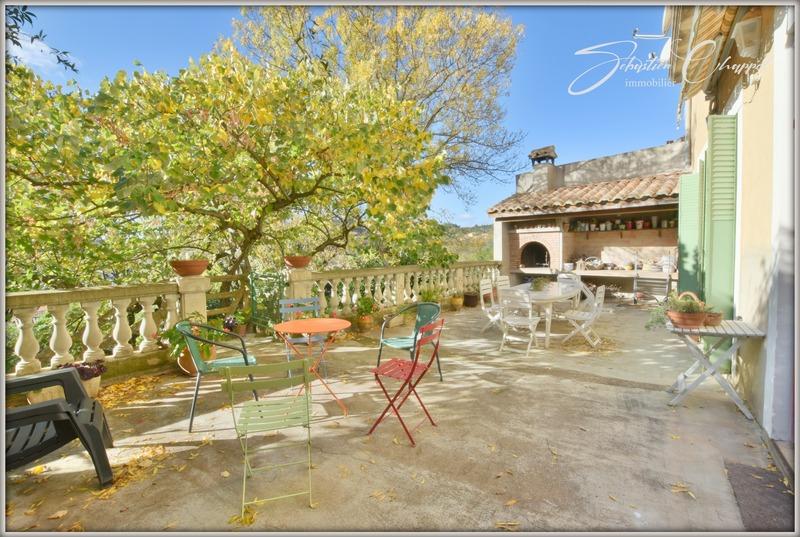 Maison - 170 m² - 6 pièces