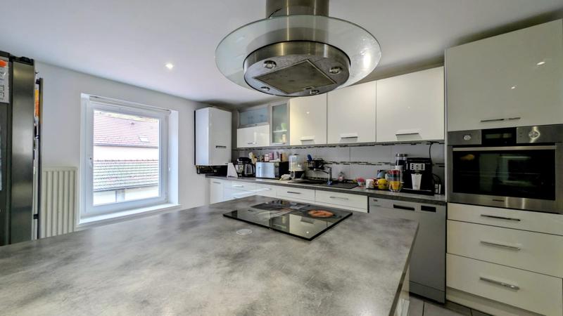 Appartement - 88 m² - 4 pièces