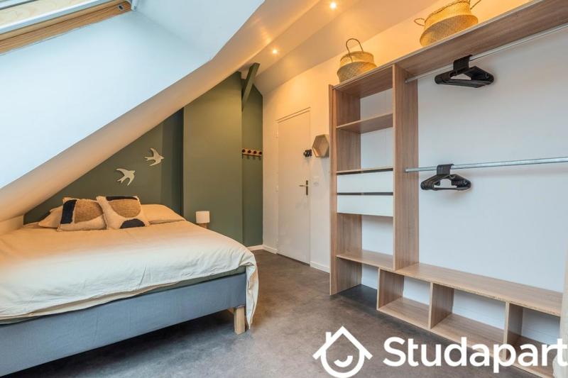 Chambre - 15 m² - 1 pièce