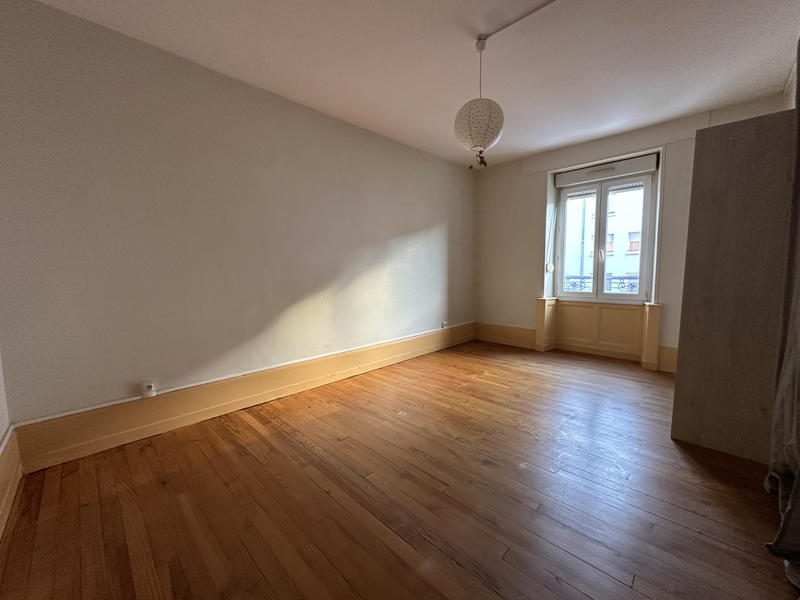 Appartement - 79 m² - 4 pièces