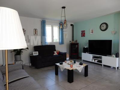 Maison - 102 m² - 4 pièces