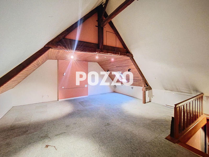 Maison - 194 m² - 7 pièces