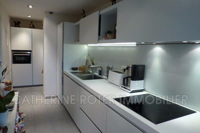 Appartement - 64 m² - 2 pièces