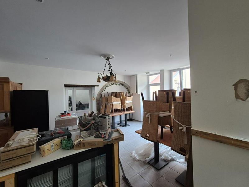 Local d'activité / Entrepôt - 180 m²