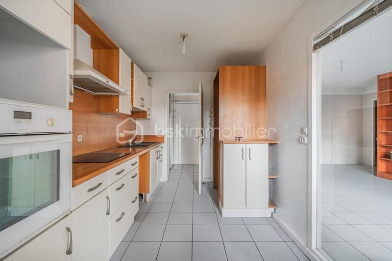 Appartement - 103 m² - 5 pièces