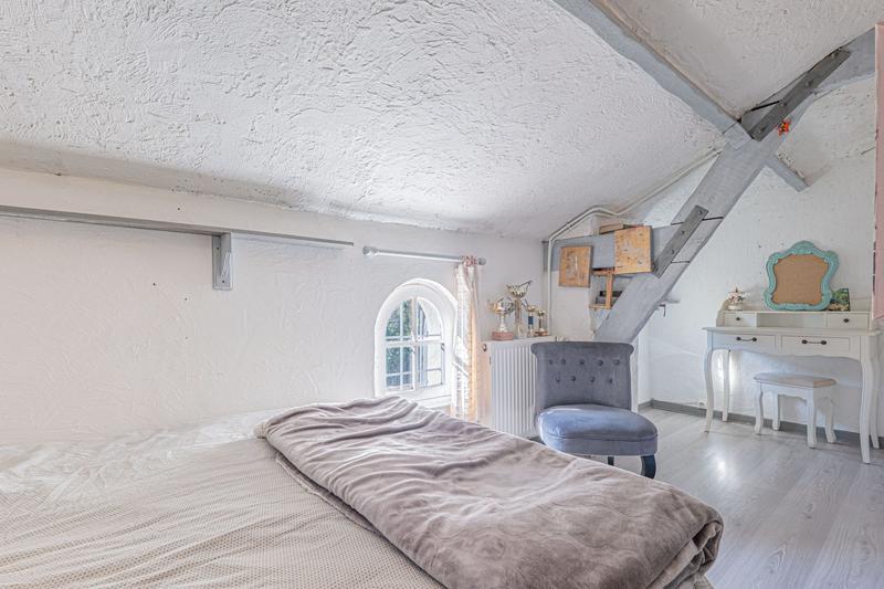 Maison - 189 m² - 7 pièces