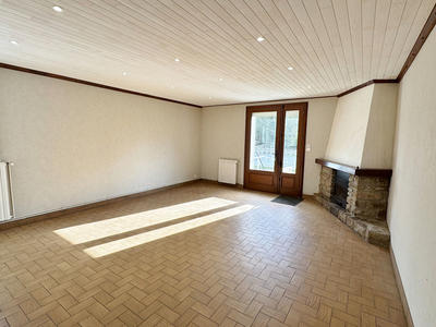 Maison - 119 m² - 7 pièces