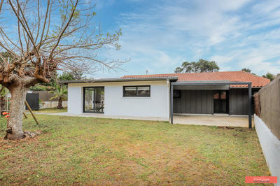 Maison contemporaine - 111 m² - 5 pièces