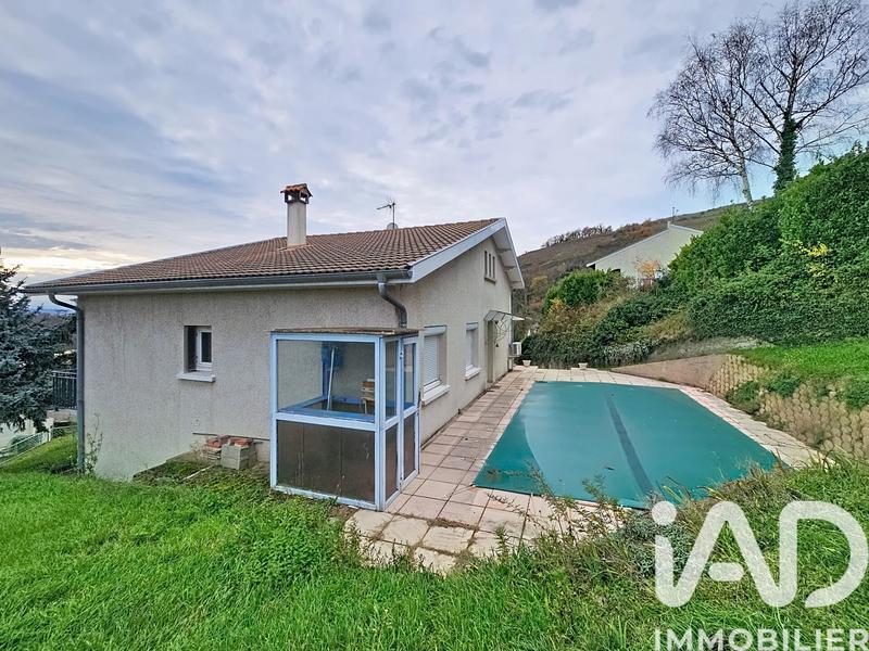 Maison - 90 m² - 4 pièces