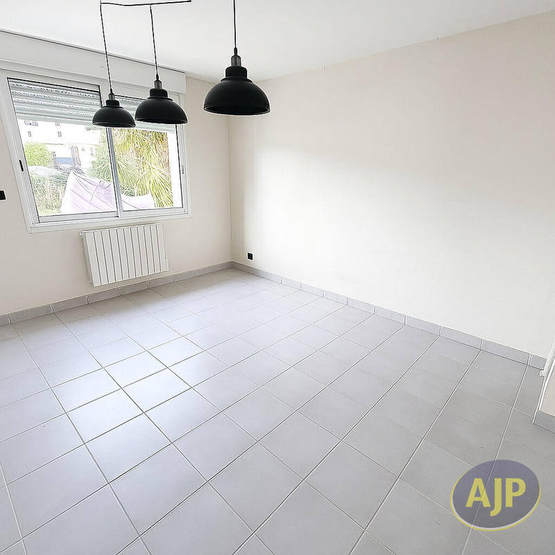 Maison - 100 m² - 7 pièces