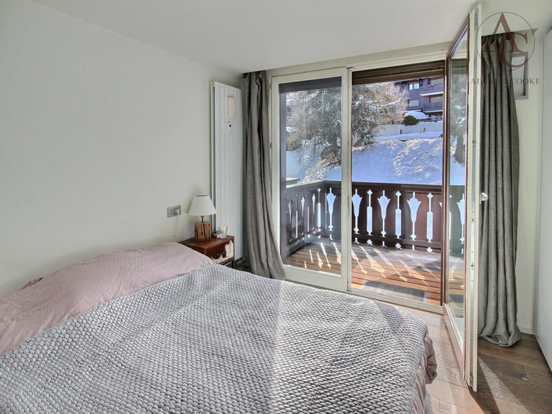 Appartement - 97 m² - 5 pièces