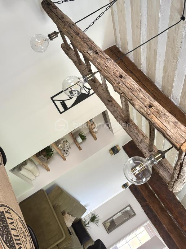 Maison traditionnelle - 94 m² - 4 pièces