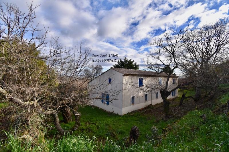 Maison - 200 m² - 7 pièces