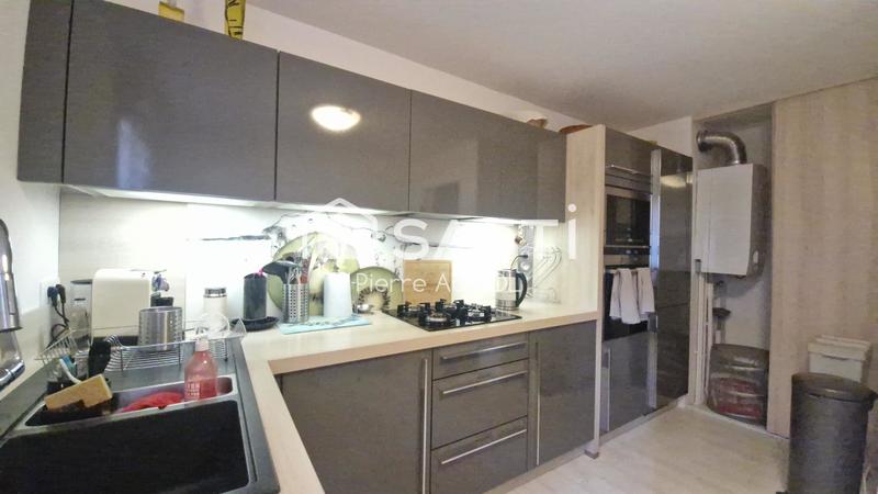 Appartement - 105 m² - 4 pièces