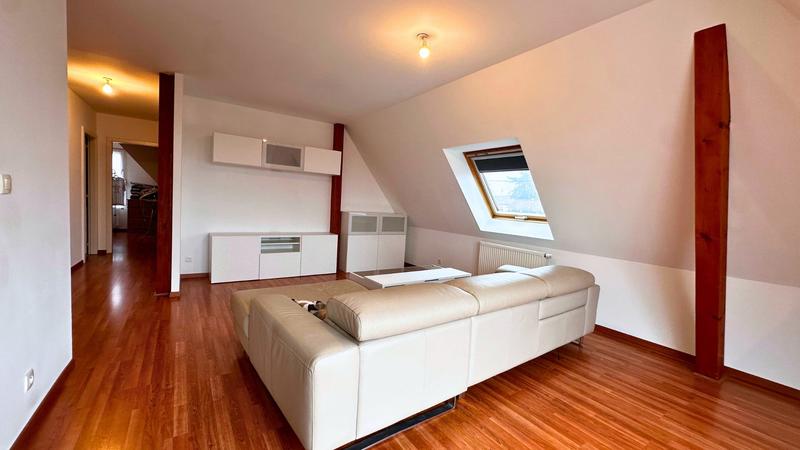 Appartement - 87 m² - 3 pièces